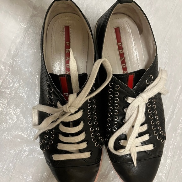 Prada Black and White Low-Top Sneakers with Textured Leather - Picture 3 of 15